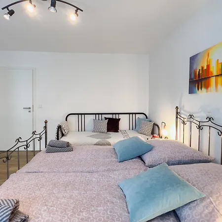 Schoene Helle & Gemuetliche In Altstadtnaehe Apartament