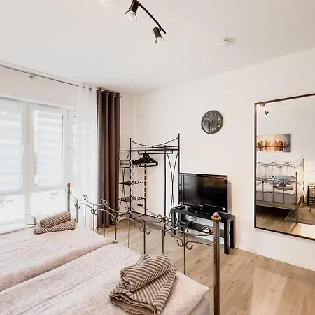 Schoene Helle & Gemuetliche In Altstadtnaehe Apartmán