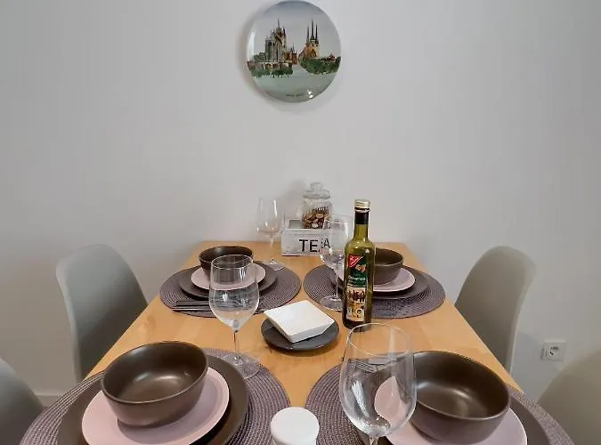 Schoene Helle & Gemuetliche In Altstadtnaehe Apartmán Erfurt