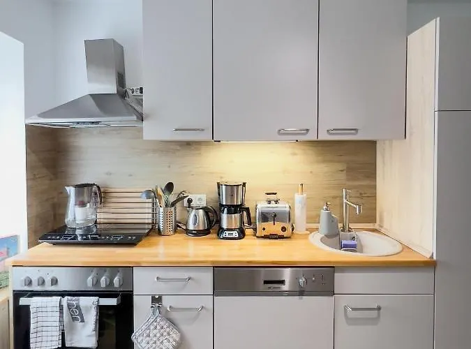 Schoene Helle & Gemuetliche In Altstadtnaehe Apartmán