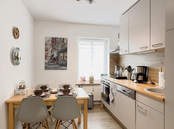 Schoene Helle & Gemuetliche In Altstadtnaehe Apartment Erfurt